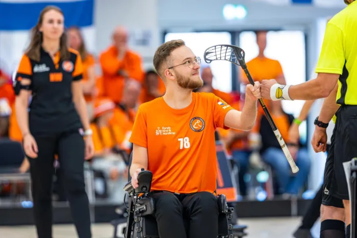 Lucas rolstoelhockey 2