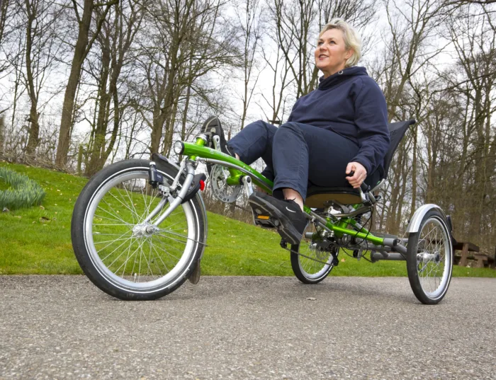 Alice Somer op de fiets MS